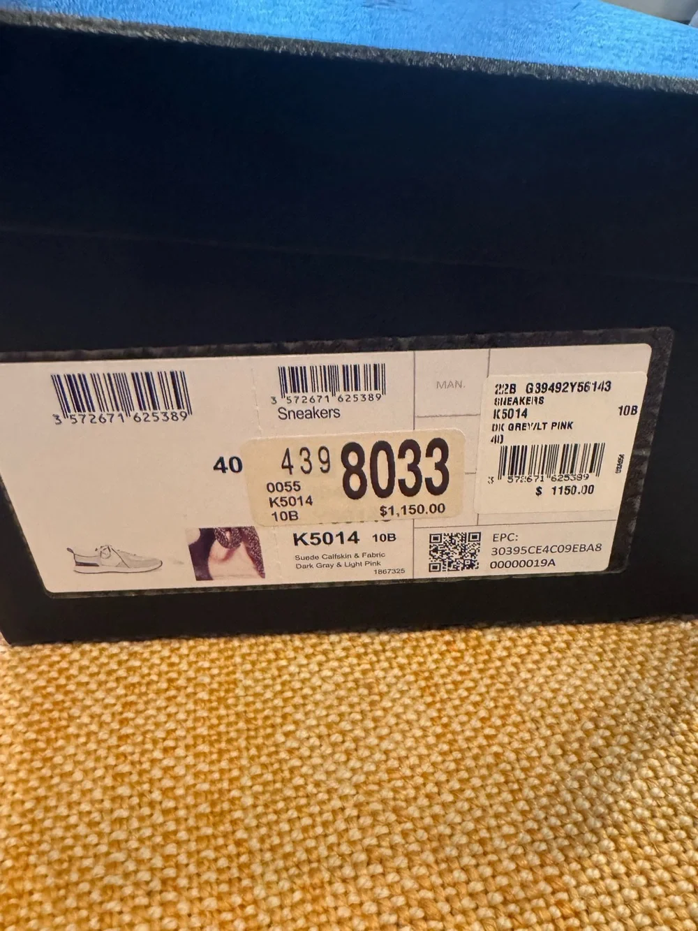 CHANEL Black and Pink Women Low-Top Sneakers